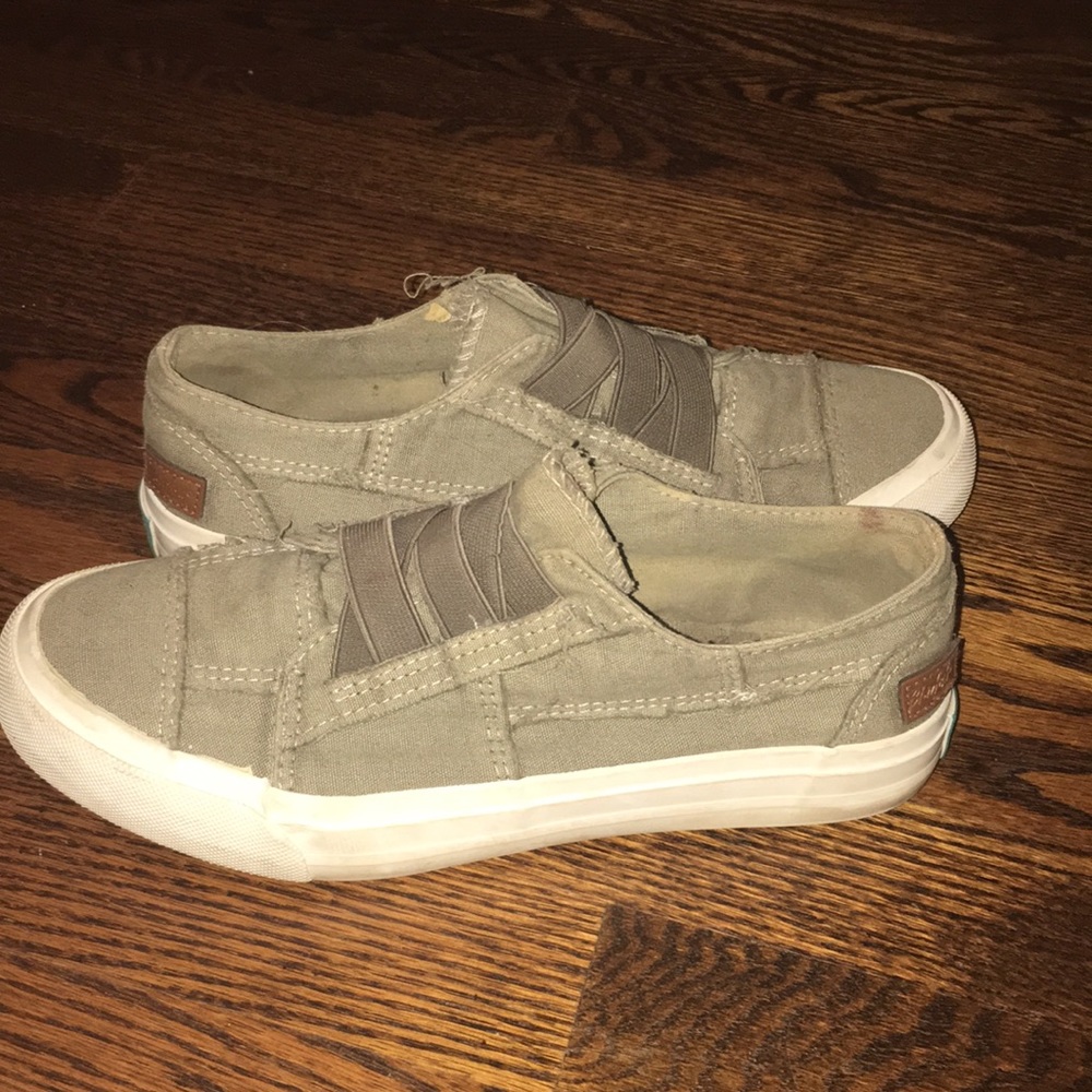 BLOWFISH CANVAS ARMY GREEN SLIP ON SNEAKERS